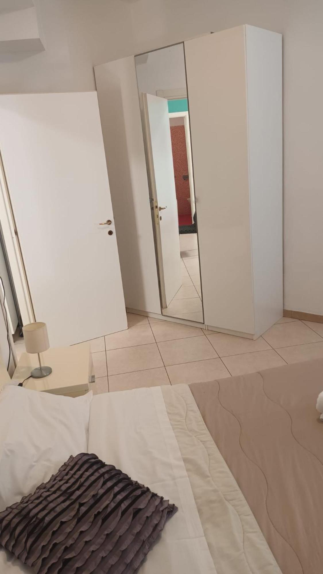Olimpo Apartments St John In Lateran Roma Ngoại thất bức ảnh
