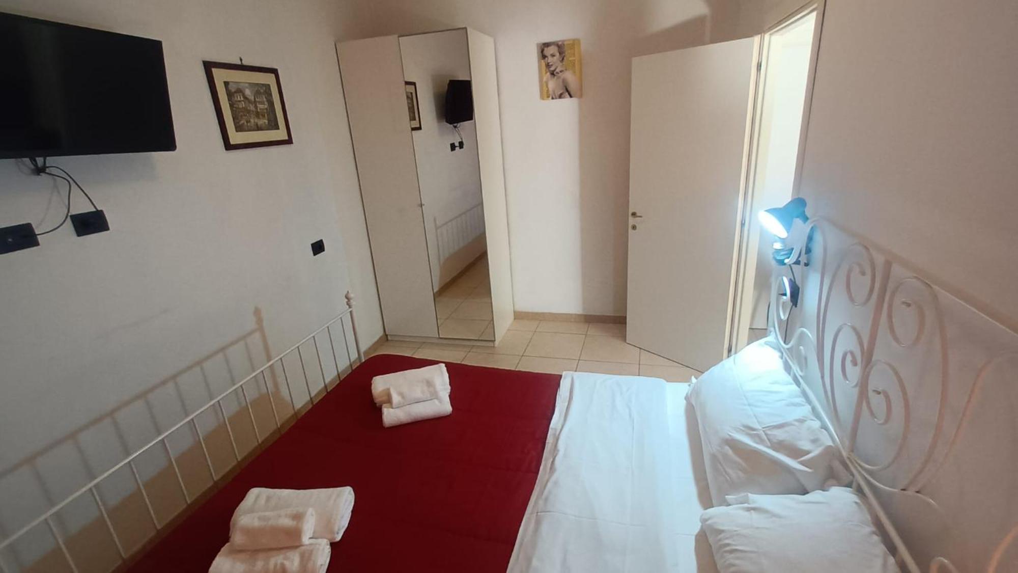 Olimpo Apartments St John In Lateran Roma Ngoại thất bức ảnh